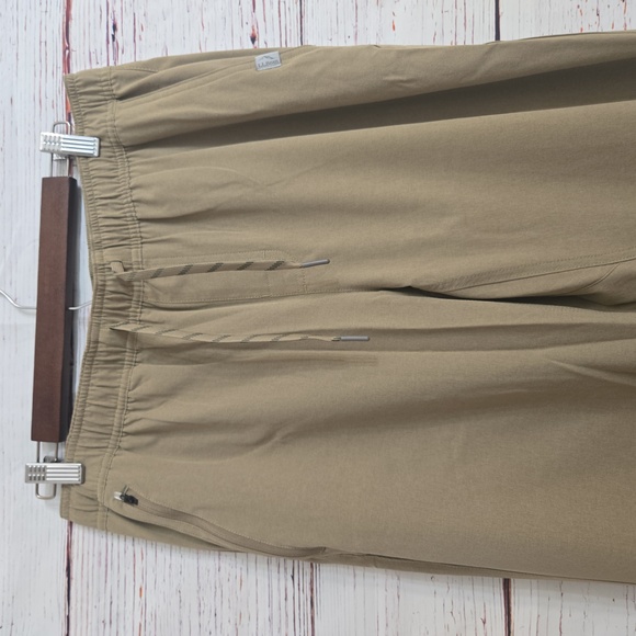 NWT Mens L.L Bean Multisport Pants Size M 34" - Picture 4 of 14